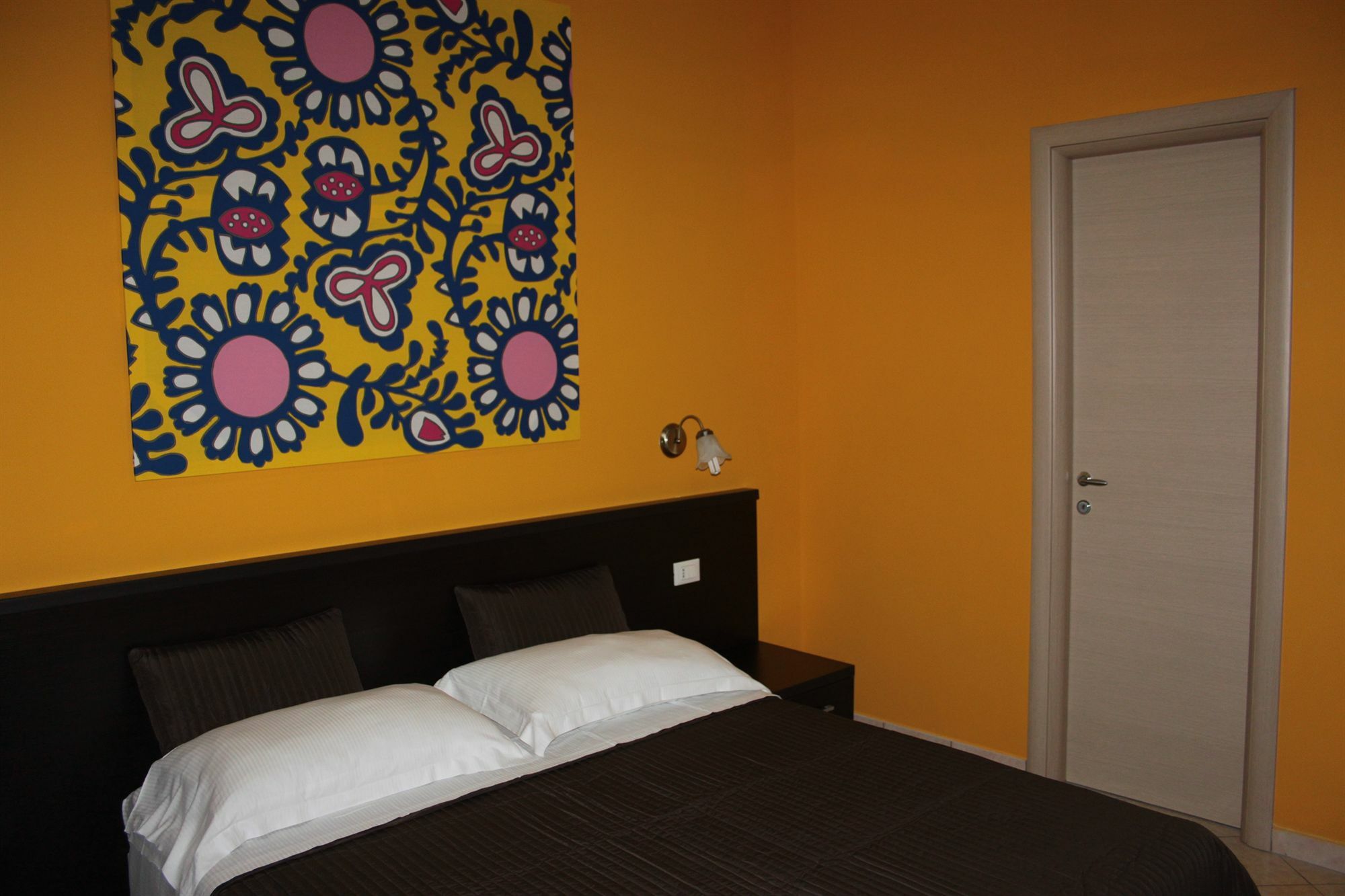 San Lorenzo Rooms Rome Exterior photo